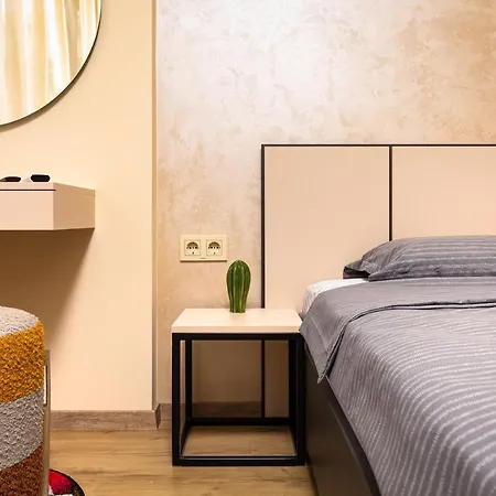 Urban Lux 3 ~ 1bd Flat In The Heart Of شقة