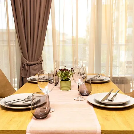 Apartament Urban Lux 3 ~ 1bd Flat In The Heart Of